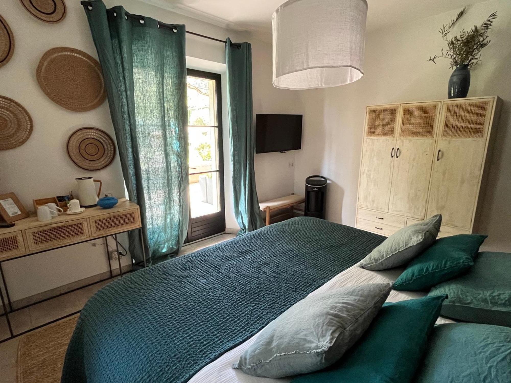 Bed and Breakfast Hestia Robion en Luberon Exteriér fotografie