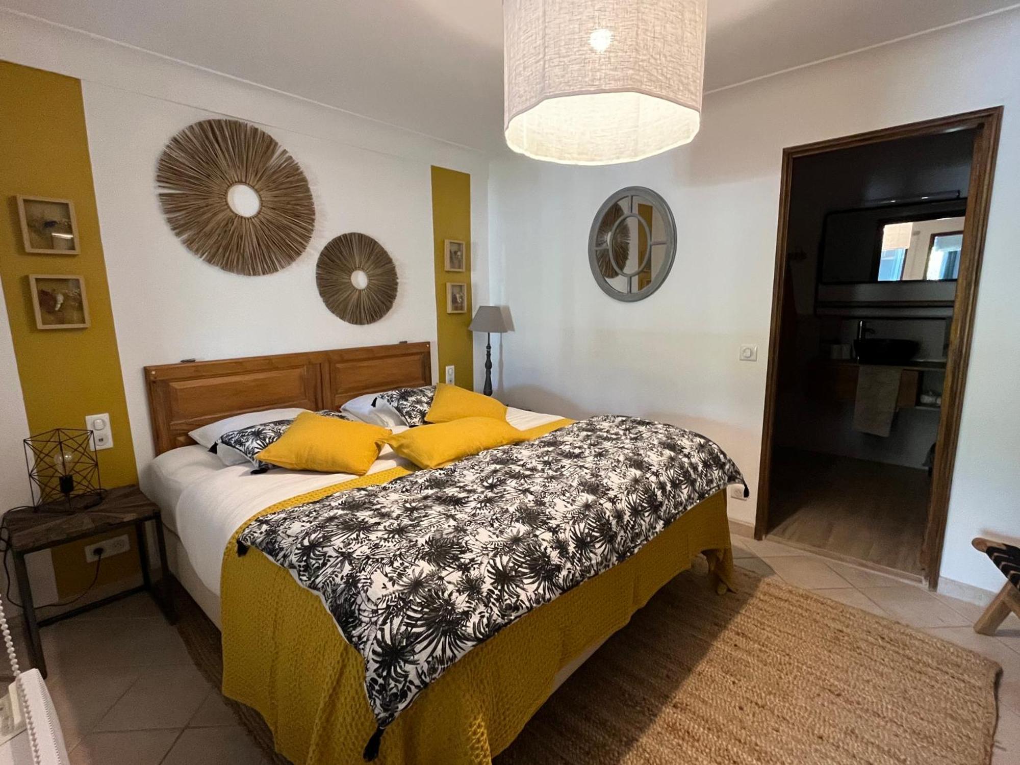 Bed and Breakfast Hestia Robion en Luberon Exteriér fotografie